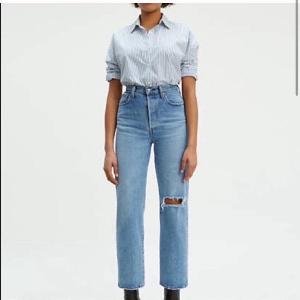 Levi’s ribcage straight jeans in medium wash